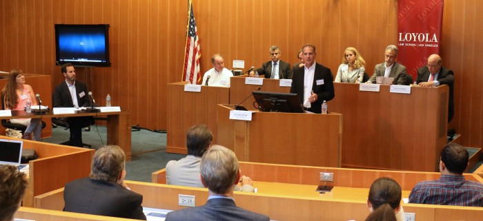  Attendees listening to executive vice president at ABC Studios Howard Davine give his opening speech. (Photo by Loyola Law School) 