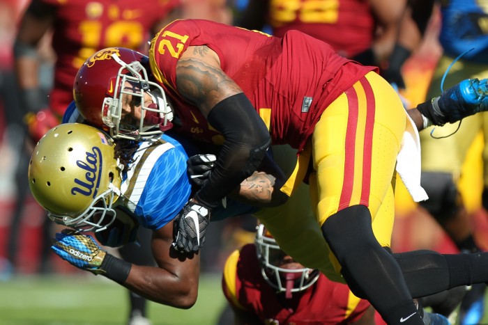 Defensive Leader Sua' Cravens. Photo:  Jordon Kelly