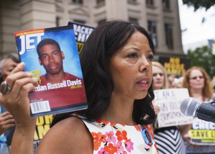 Jordan Davis’ mother Lucia McBath speaks during a rally against gun violence. (Gemma Purkiss/Dogwoof)