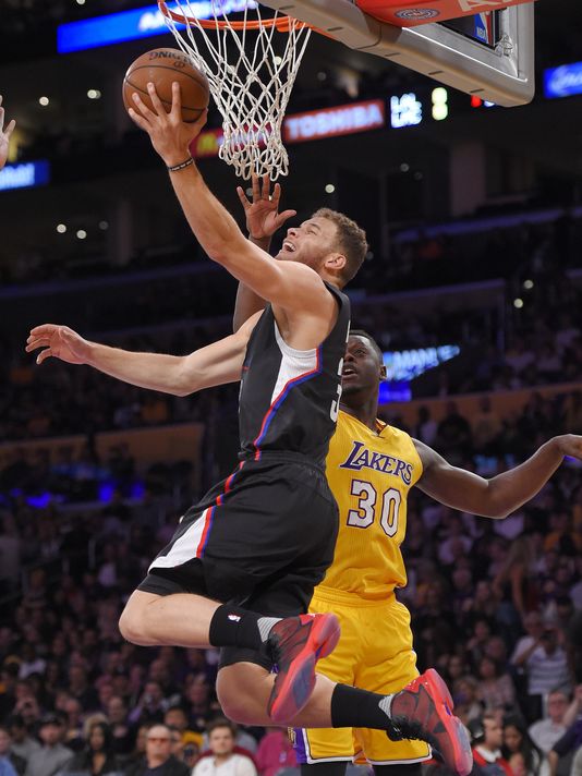 Lakers Succumb to Clippers in Final Season Match Up