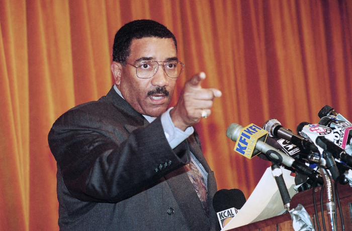 In this Jan. 17, 1997, file photo, Los Angeles Police Chief Willie L. Williams discusses the fatal shooting of comedian Bill Cosby's son Ennis Cosby during a news conference in Los Angeles. Williams, the first black police chief in Philadelphia and in Los Angeles, died Tuesday, April 26, 2016, at the age of 72 and had been diagnosed with pancreatic cancer, according to his daughter-in-law Valerie Williams. (AP Photo/Nick Ut, File)