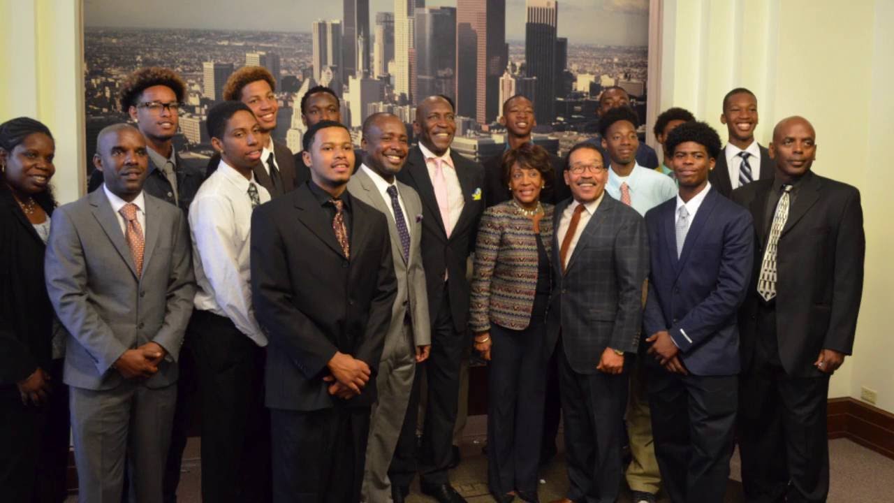 City Hall Honors Crenshaw Basketball Team