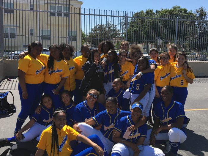 The Crenshaw Softball team (Courtesy of Ennis Powell III)