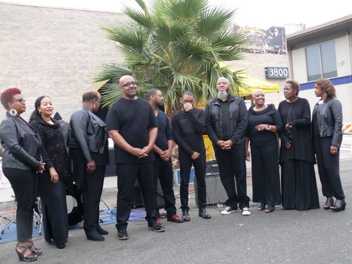  Donald Taylor and the L.A. Mass Choir (courtesy photo) 