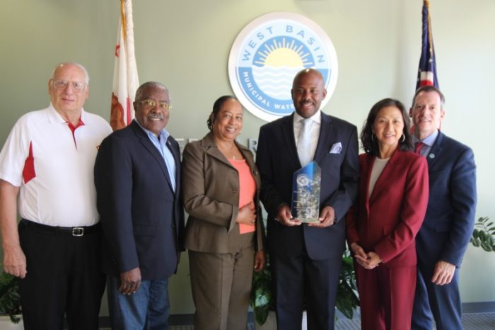  West Basin Directors Donald L. Dear, Division V; Harold Williams, Division I; Gloria Gray, Division II; Assemblymember Mike Gipson, 64th District; Carol Kwan, Division III, President; Scott Houston, Division IV. (courtesy of West Basin)