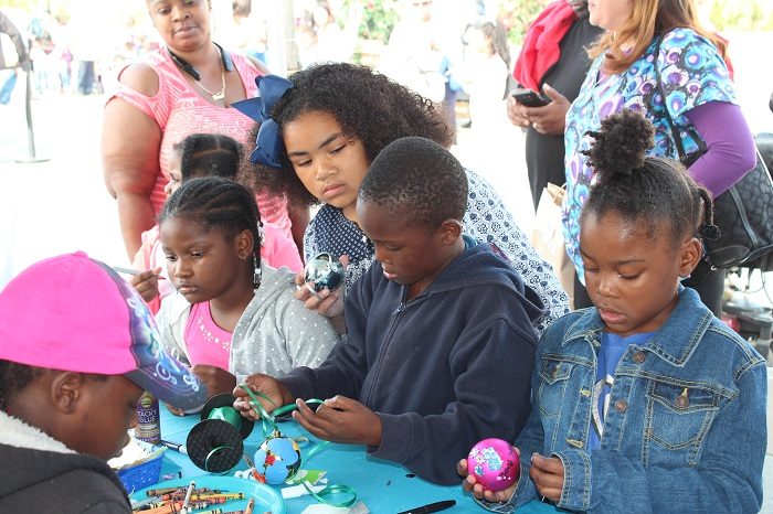 BHCP Kids’ Club: Kids keep busy making holiday ornaments. (Courtesy Photo)