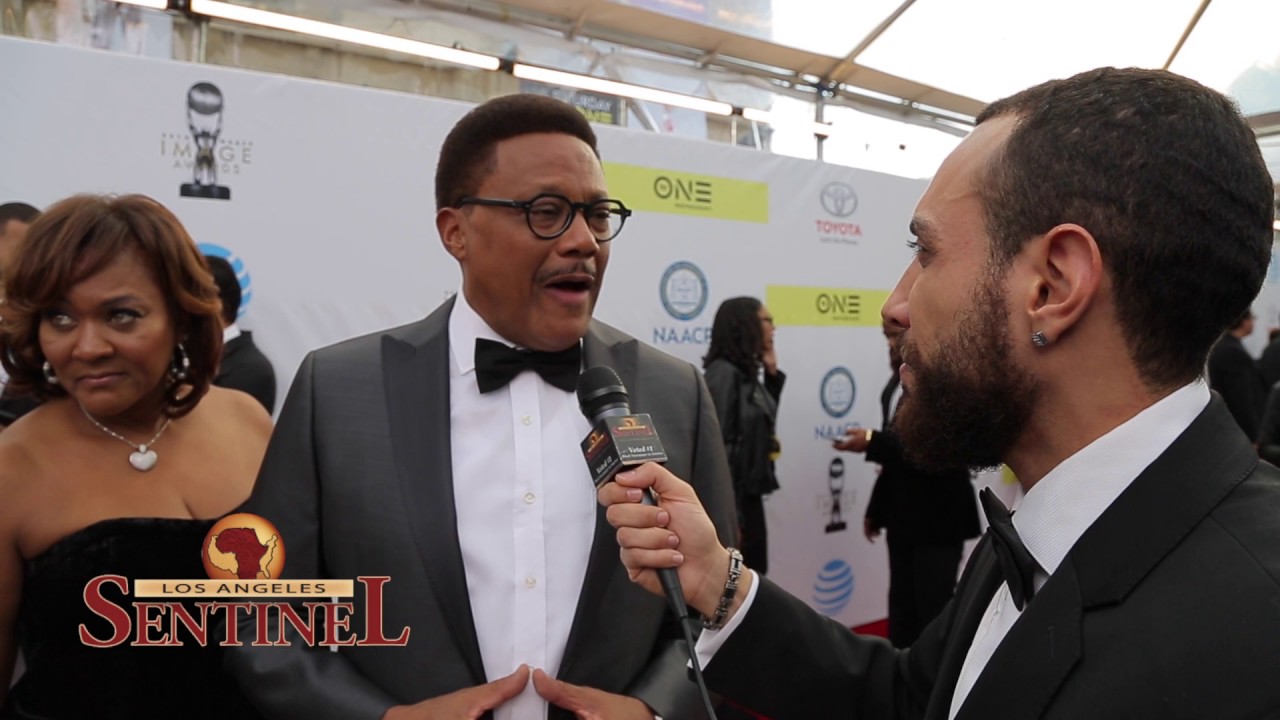 Judge Greg Mathis talks politics on the NAACP Image Awards Red Carpet