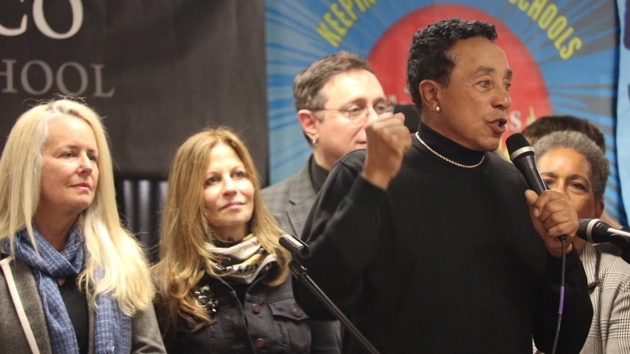 Smokey Robinson Gives Music Students 1 Million Reasons to Smile