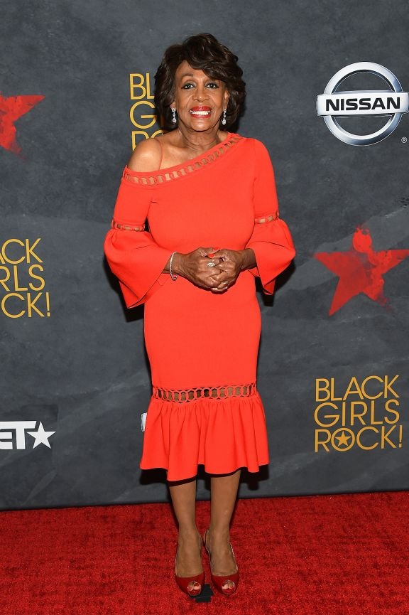 Maxine Waters, the rock star, shines at black women’s event