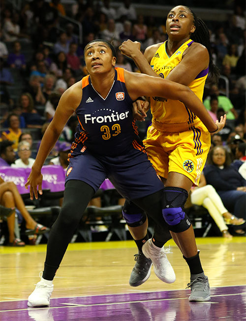 Sparks Advance to Playoff Semifinals