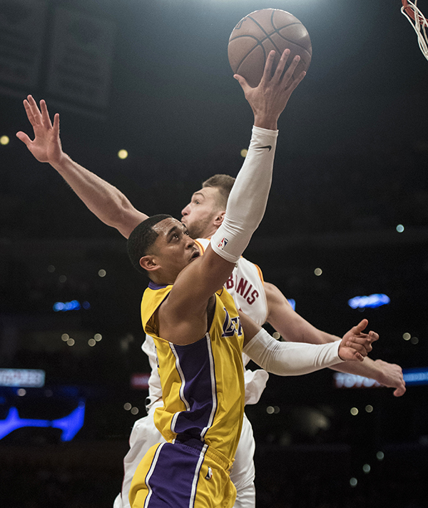 Clarkson Reaches Season High of 33 Points in Lakers’ Win