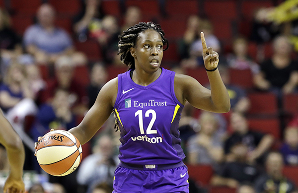 Sparks go cold in fourth quarter, drop fifth straight home game