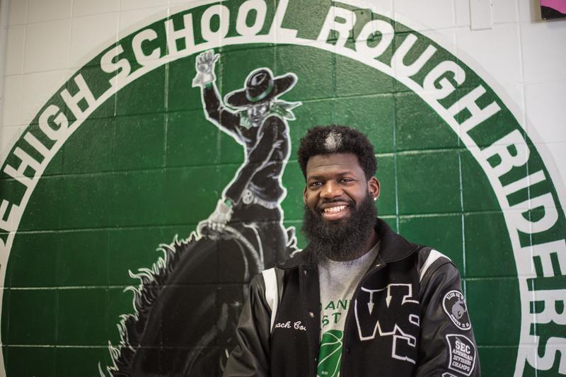 WATCH: New Jersey Principal Provides Self Esteem Booster for Students by Way of Laundromat