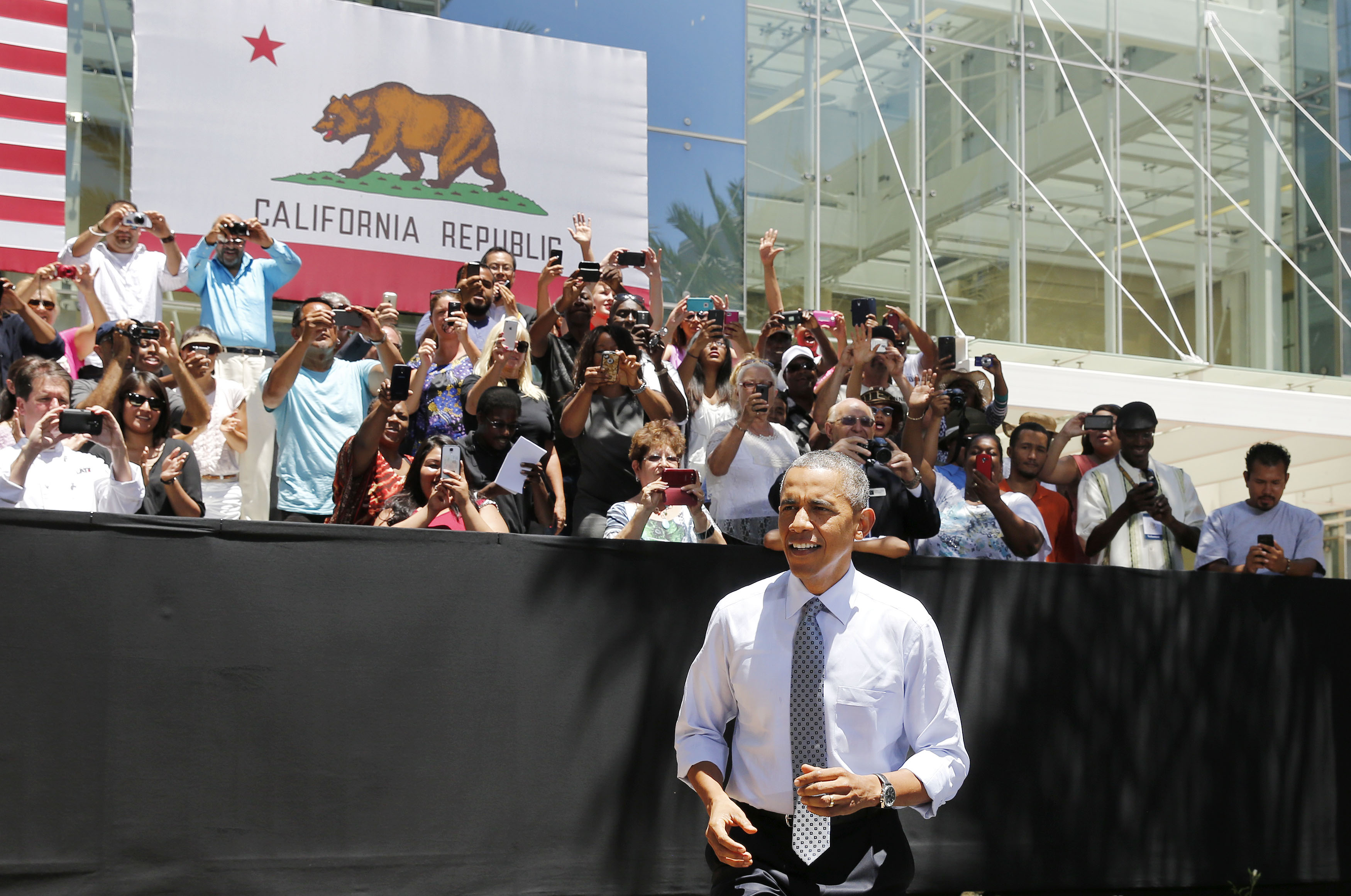 President Obama Heads to Orange County for Mid-Term Rally