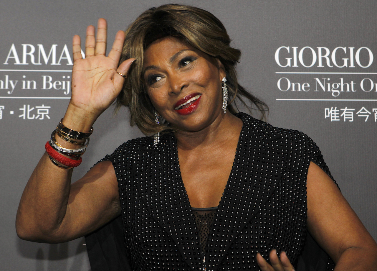 Tina Turner Reveals Husband Gave Her Kidney for Transplant