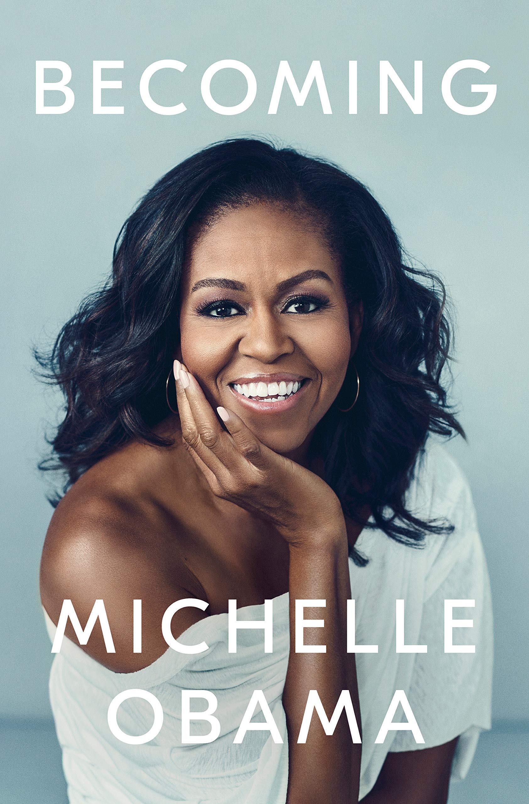 ‘BECOMING’ BY MICHELLE OBAMA SELLS MORE THAN 725,000 UNITS IN U.S. AND CANADA ON ITS FIRST DAY OF PUBLICATION