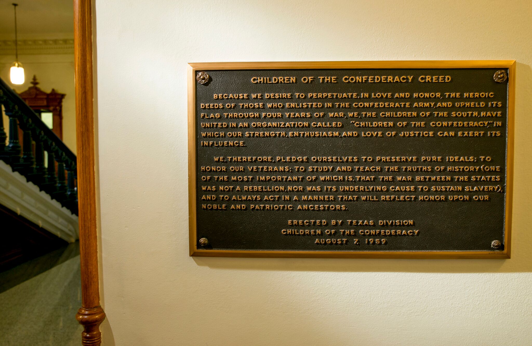 Black Lawmaker Renews Call Against Texas Confederate Plaque