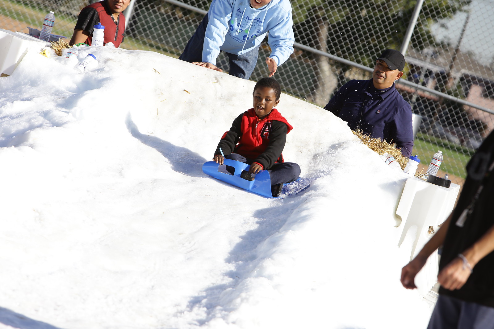 Best Start Broadway-Manchester and Green Meadows Recreation Hosted “Winter Wonderland: Resource Fair and Toy Giveaway”