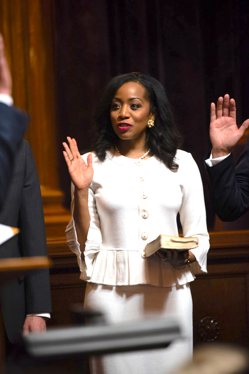 Two African Americans Sworn-in to Top State Posts