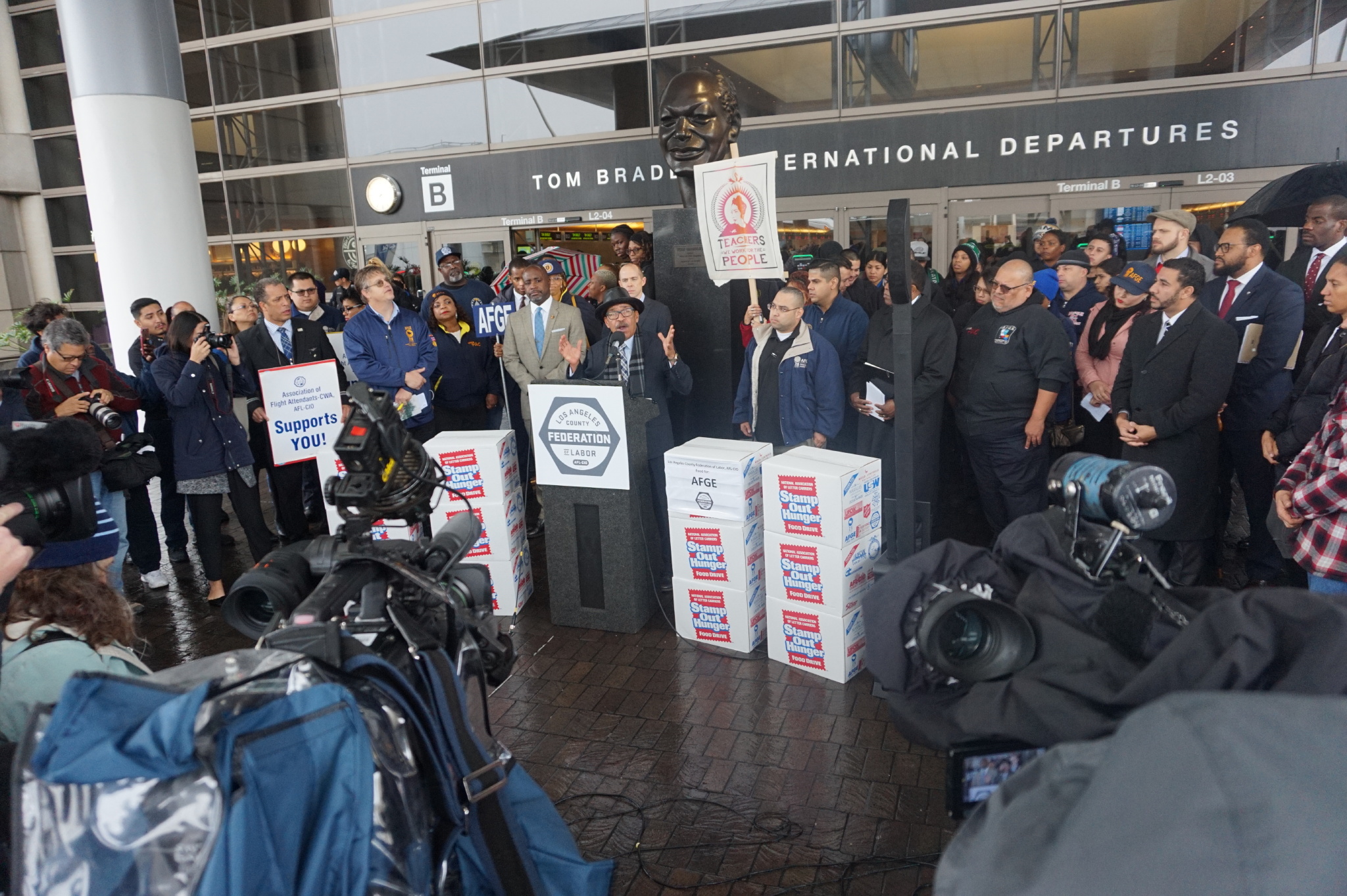 L.A. City Council Addresses Government Shutdown