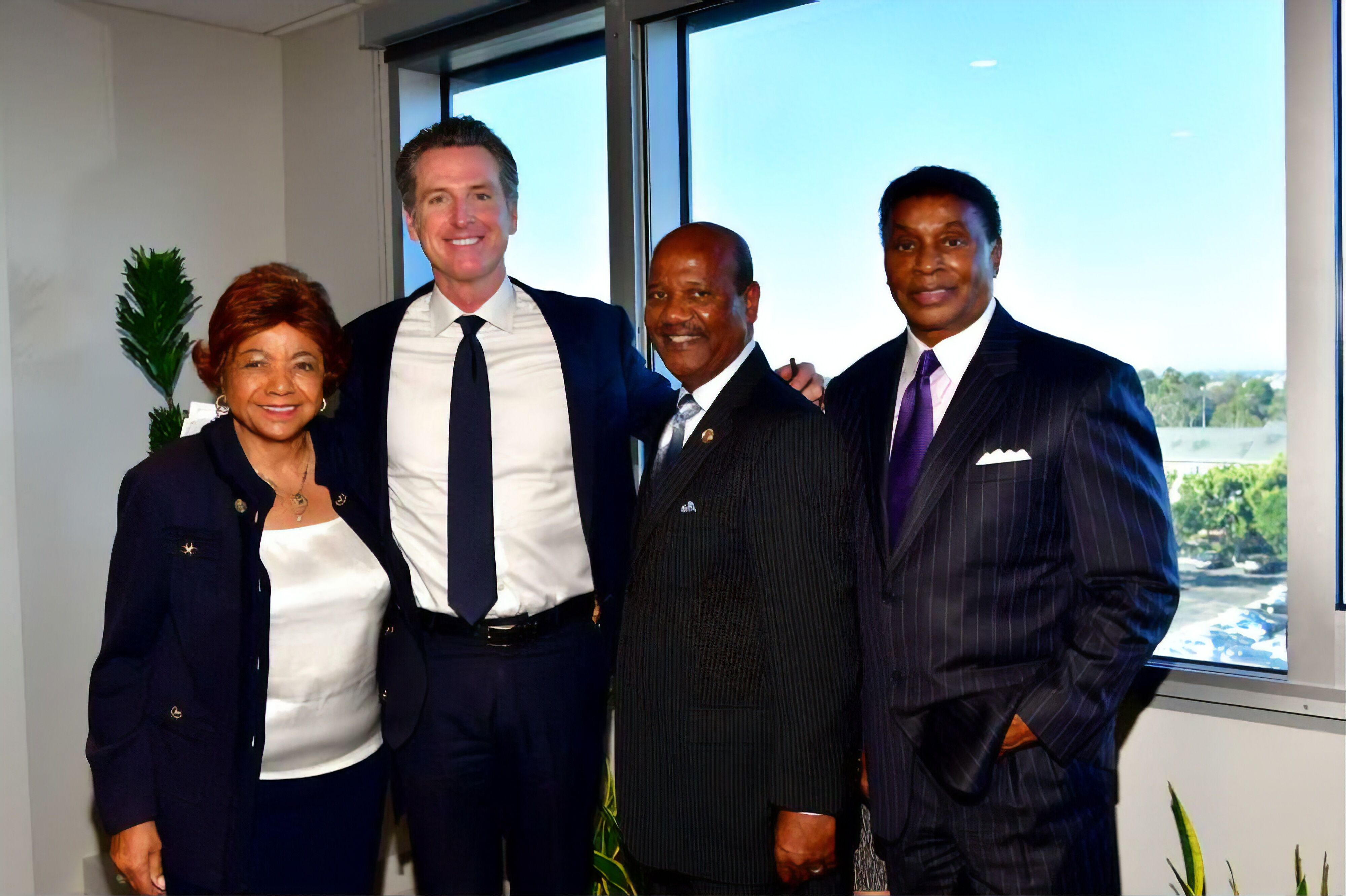 Governor Meets with African American Coalition at Gene Hale’s Office