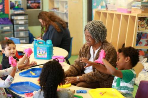 Pepperdine GSEP Foster Grandparent Program Staff Gives Support during Pandemic