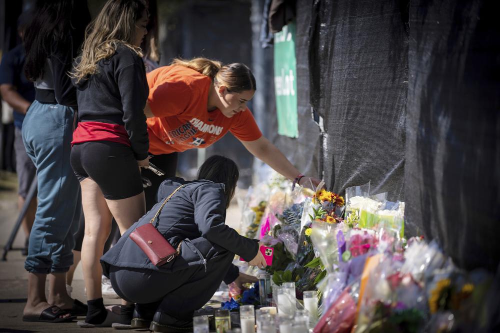 Mourning Starts as Houston Officials Probe Concert Deaths