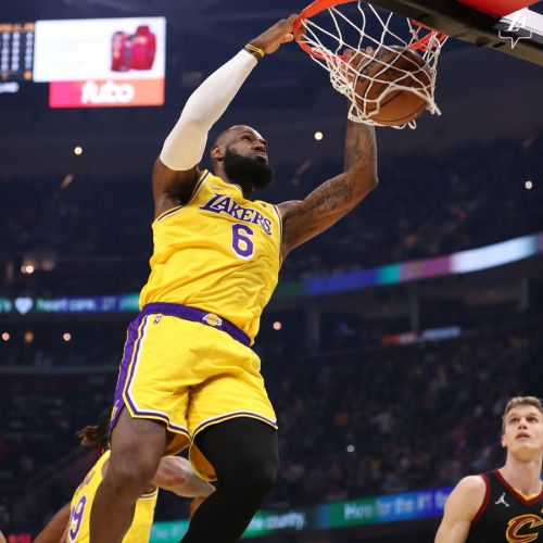 LeBron James Surpasses Karl Malone To Become Second All-Time Leading ...