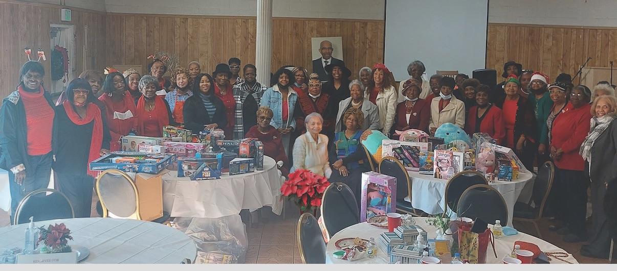 WBSC Women’ Dept. Donates Gifts for Young People for Christmas