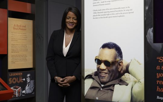 Ray Charles Foundation Reinvests $1M in Neuro Scholars