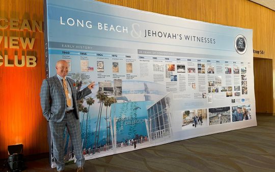 Jehovah’s Witnesses and City of Long Beach Commemorate 25-Year Partnership