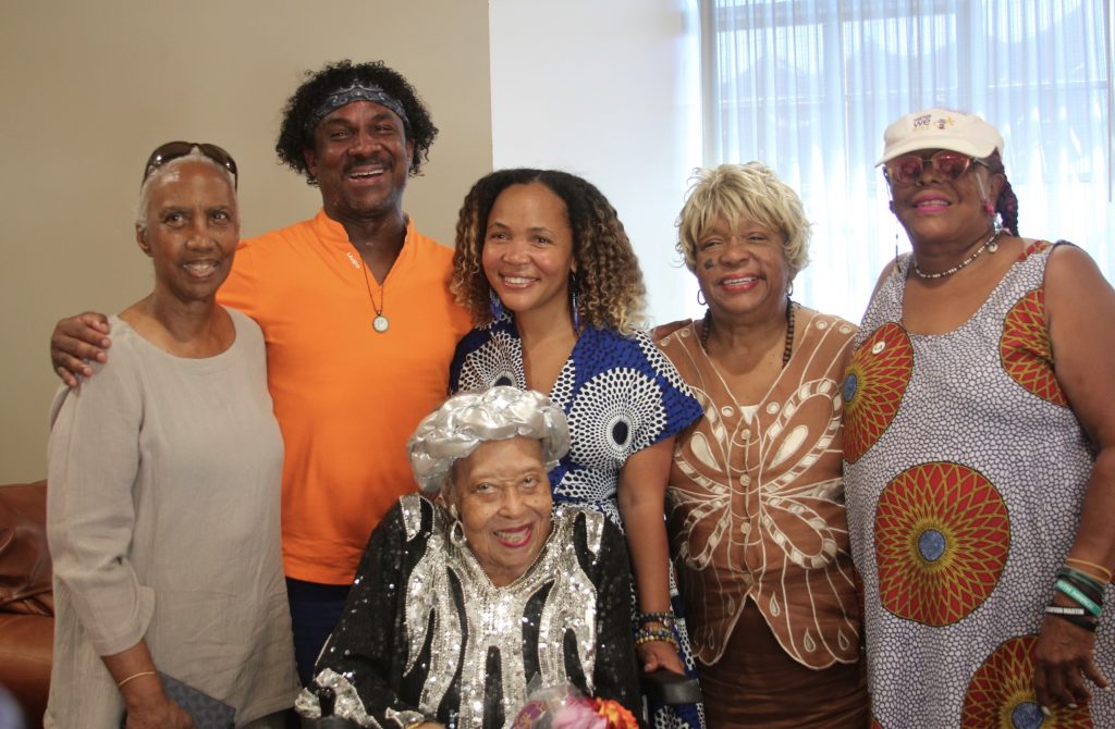 Mrs. Marguerite Hodge Continues to Achieve at 103 Years Old – Los ...