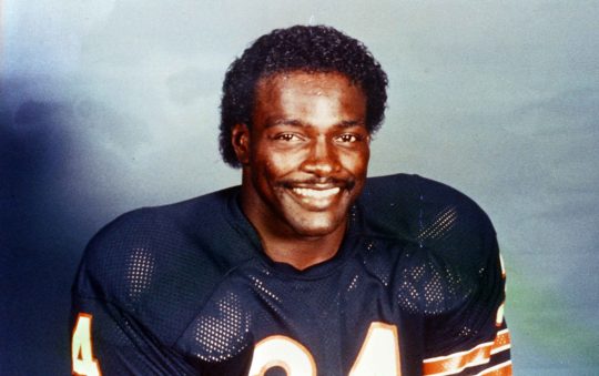 Running with a Purpose: Walter Payton’s Dual Legacy in the NFL and Philanthropy