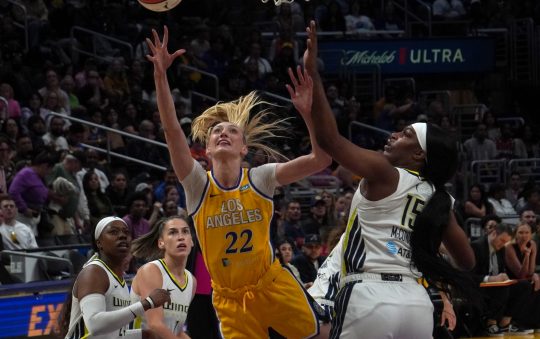 Dallas Wings Outlast L.A. Sparks 84-83