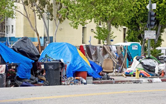 Medi-Cal Expands Services to Provide More Help to Unhoused Californians               