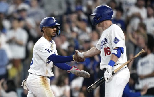 Dodgers fall to Kansas City Royals 7-2 on Black Heritage Night