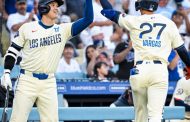 Dodgers Hit Three Home Runs to Defeat Brewers 5-3