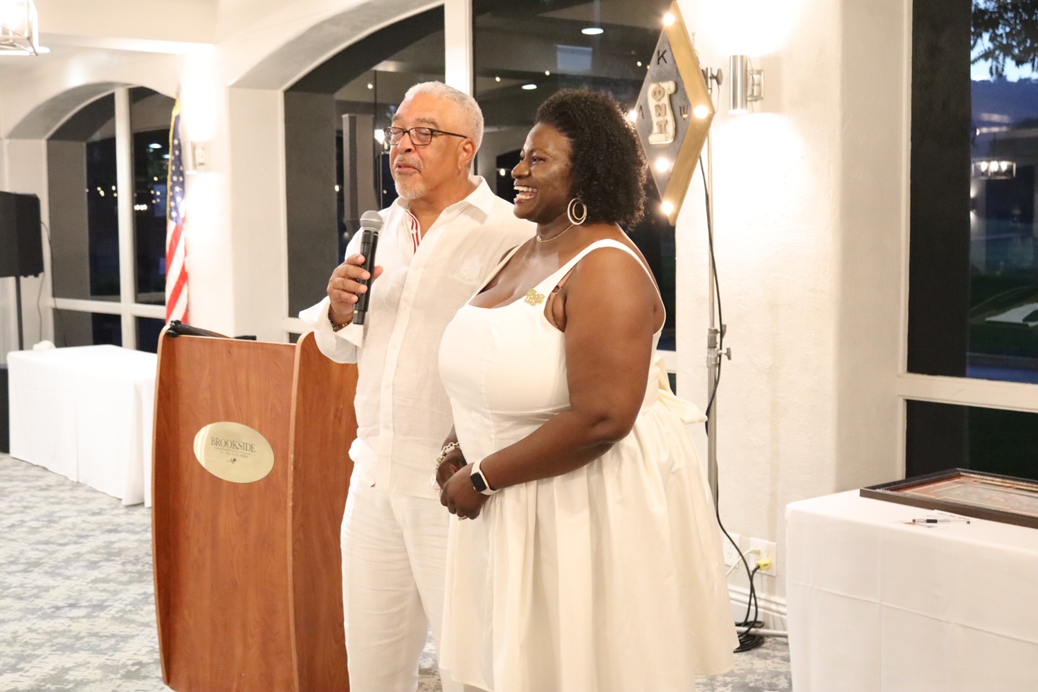 Kappa Pasadena Alumni Chapter Hosts White Linen Casino Night