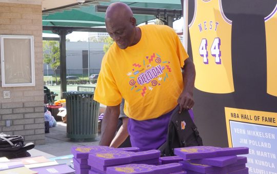 Michael Cooper Visits Youth at Lakers Field Day