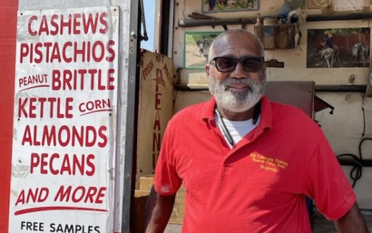 Conaway Offers Roasted Peanuts and More at Taste of Soul