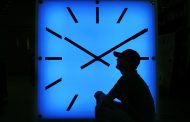 Daylight saving time ends next weekend. This is how to prepare for the potential health effects