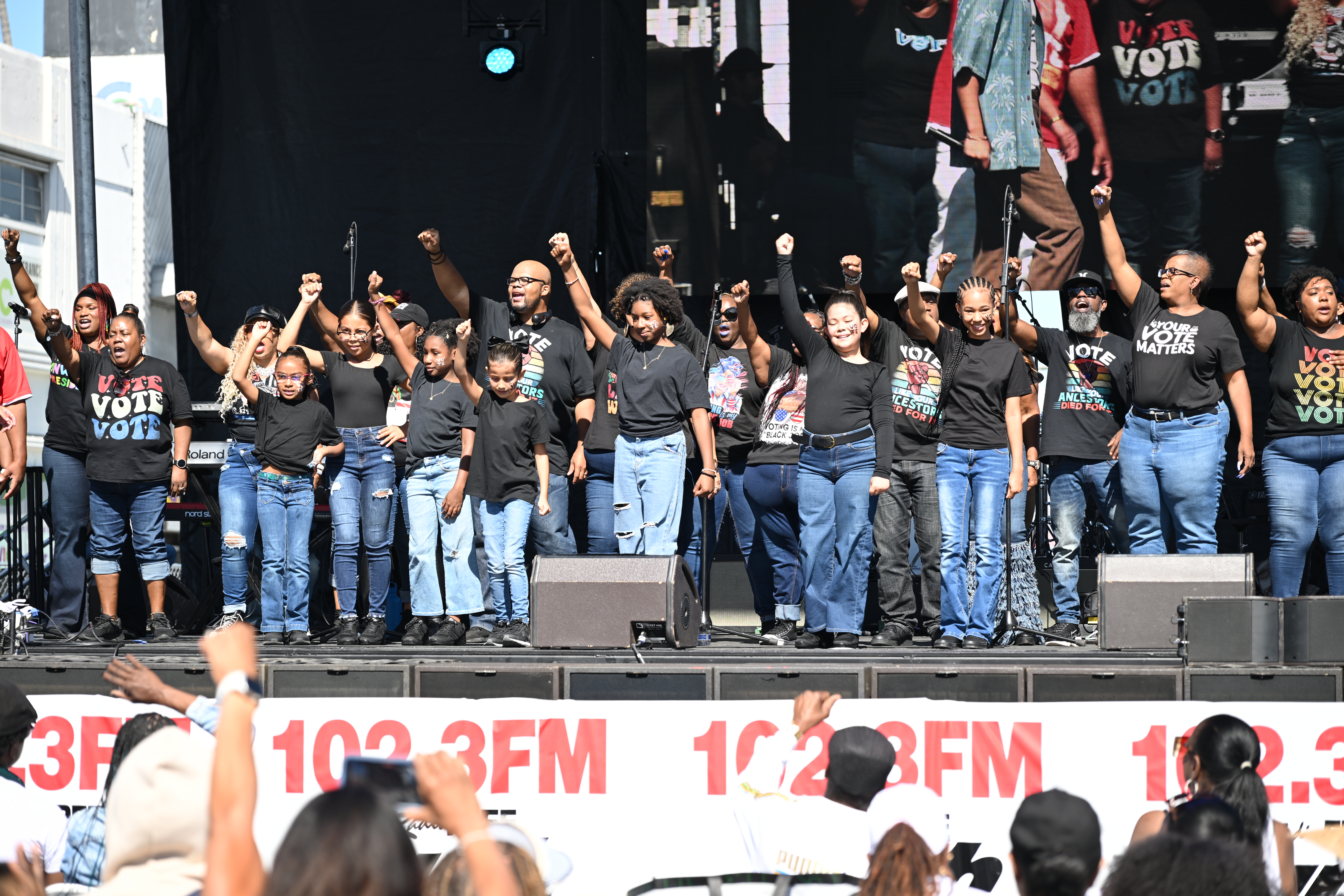 KJLH Stage Dominates at the 19th Annual Taste of Soul