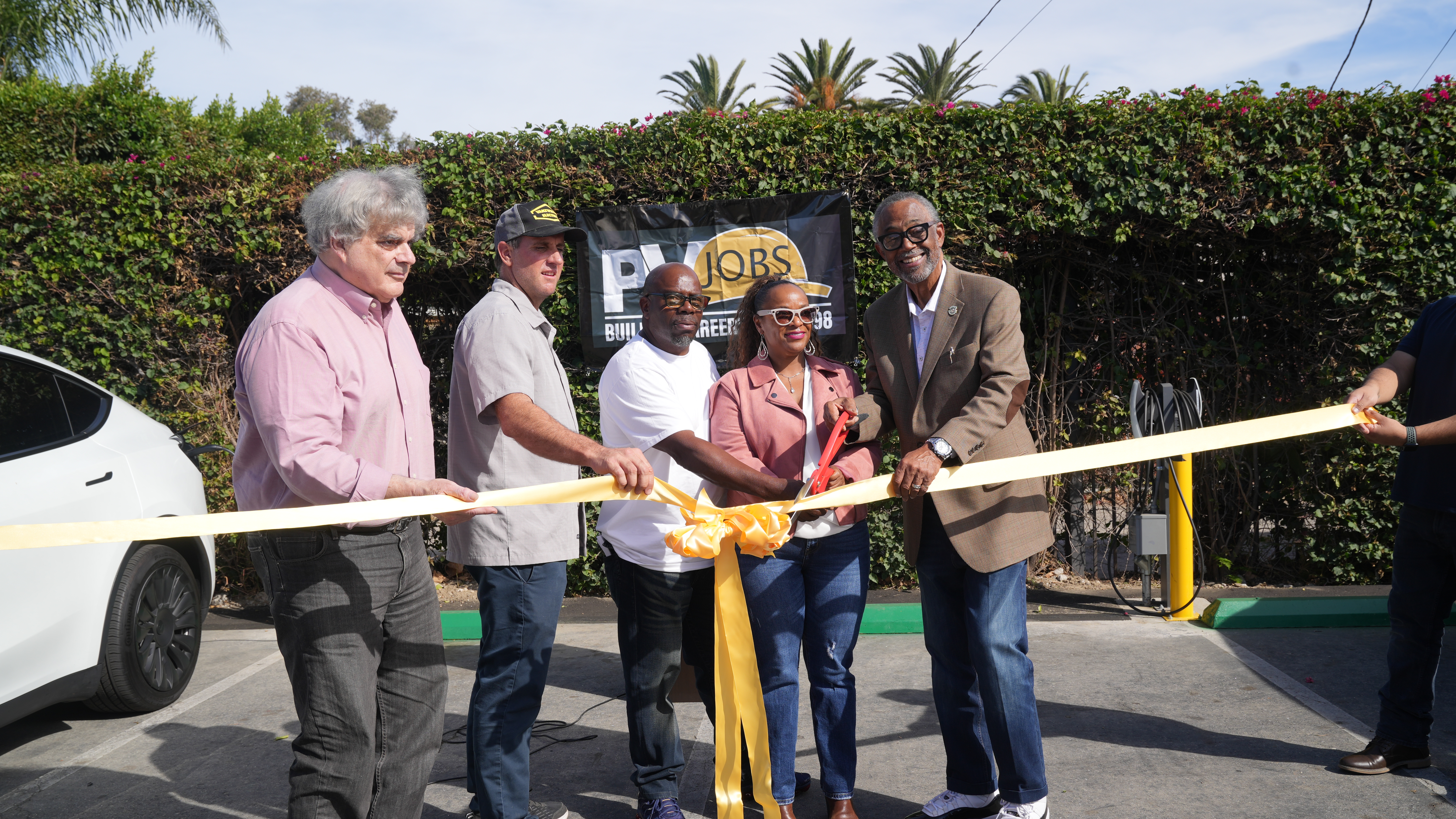 South L.A. Celebrates Electric Vehicle Charger Station at PVJOBS