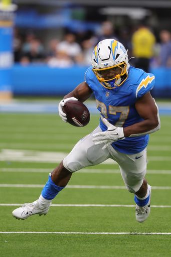 Herbert, McConkey Connect for Two Scores; Chargers Defeat Saints 26-8