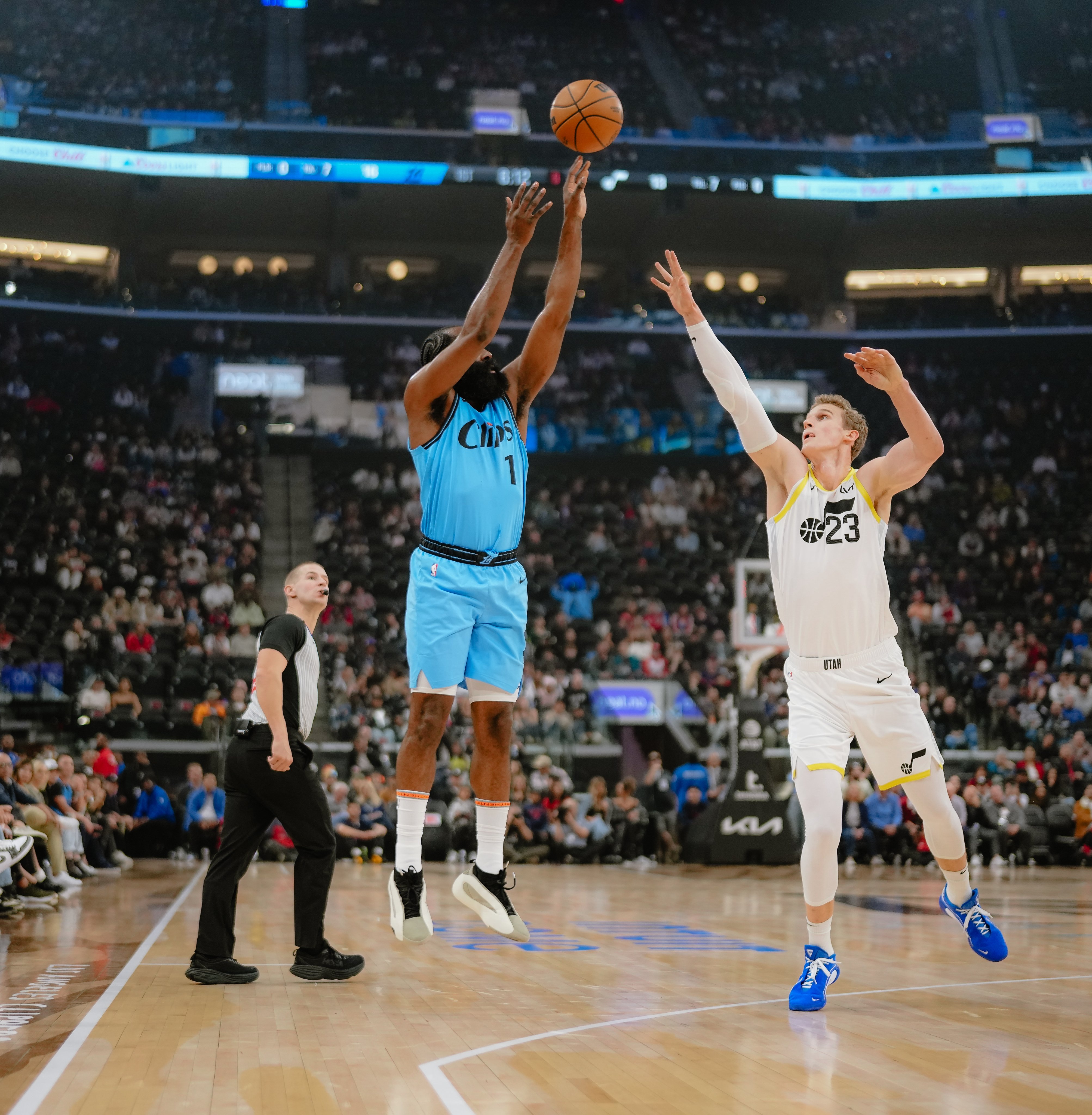 Harden Becomes No. 2 for All-Time 3-Pointer Makes in Clippers Victory