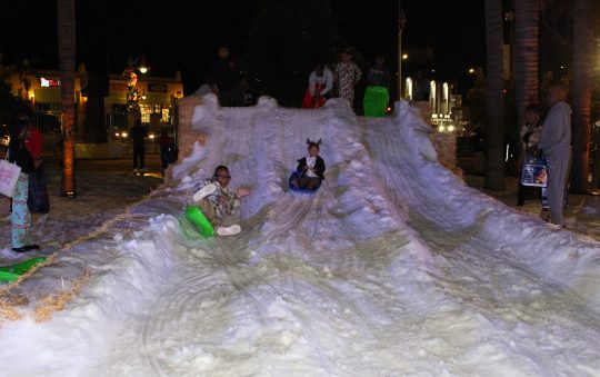 Leimert Park Snow Night Features 50 Ton of Snow