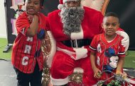 Fathers and Mothers Who Care Host 12th Annual Toy Giveaway in Compton 