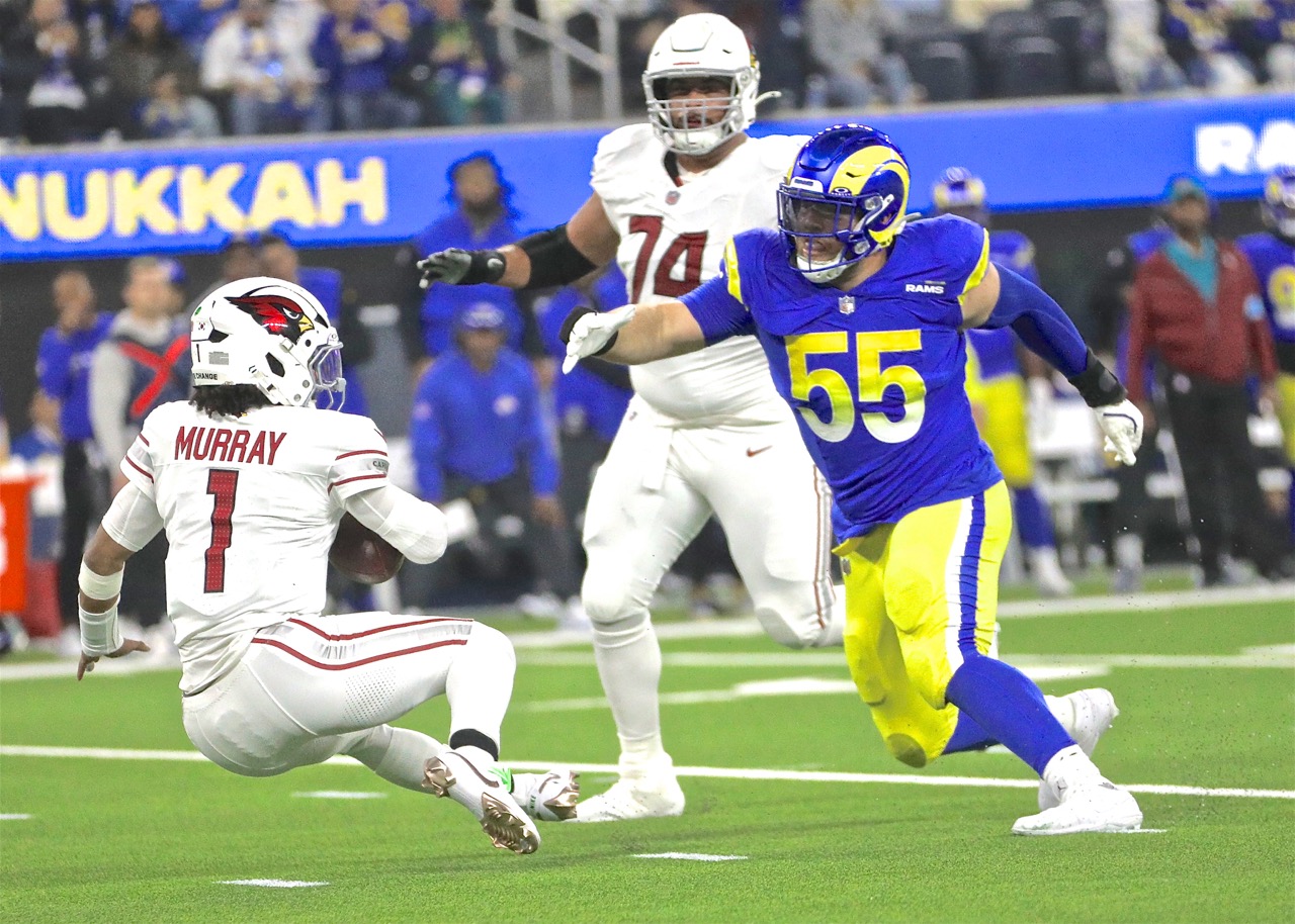 L.A.Rams Defense Dismantle Cardinals 13-9