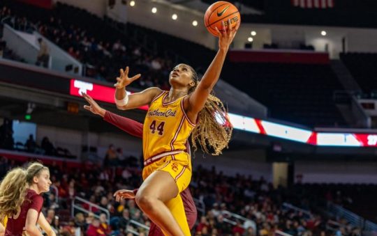 USC Women’s Basketball Dominates Elon Phoenix with an 88-30 Victory